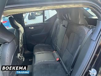 Volvo XC40 2.0 B3 Plus Dark Harman Kardon Memory WinterPakket Navigatie Trekhaak picture 22