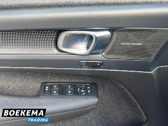 Volvo XC40 2.0 B3 Plus Dark Harman Kardon Memory WinterPakket Navigatie Trekhaak picture 19