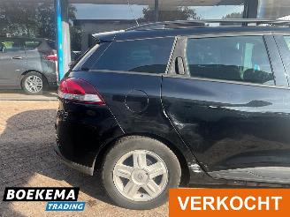 Renault Clio Estate 1.5 dCi Expression Navi Cruise PDC Airco picture 5