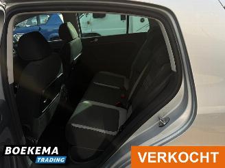Volkswagen Golf plus 1.6 TDI Highline DSG Stoelverwarming Trekhaak picture 8