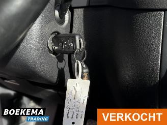 Volkswagen Golf plus 1.6 TDI Highline DSG Stoelverwarming Trekhaak picture 18