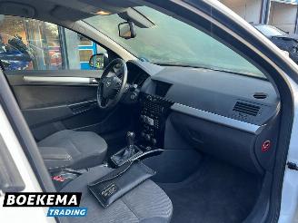 Opel Astra 1.4 Cosmo Airco Navi Elektrische Ramen picture 16