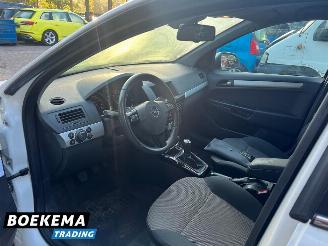 Opel Astra 1.4 Cosmo Airco Navi Elektrische Ramen picture 10