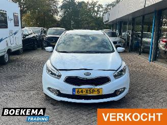 Kia Cee d cee'd 1.6 GDI Plus Pack Leer Navi Cruise Clima picture 5