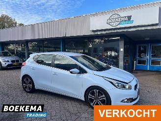 skadebil auto Kia Cee d cee'd 1.6 GDI Plus Pack Leer Navi Cruise Clima 2012/8