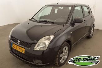 Schadeauto Suzuki Swift 1.3 Airco Cool 2010/6