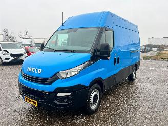 skadebil bedrijf Iveco Daily 2.3 H2 Airco motor kapot 2019/8