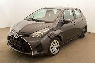 Auto incidentate Toyota Yaris 1.5 Automaat Clima Navi 2015/12