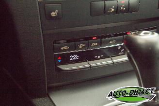 Mercedes E-klasse E200 Coupé Automaat Motorschade picture 11
