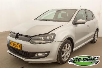 uszkodzony samochody osobowe Volkswagen Polo 1.0 BlueMotion Navi Edition 2017/5