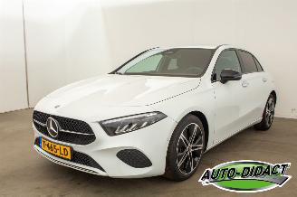 uszkodzony samochody osobowe Mercedes A-klasse A180 Luxury Line Automaat 2023/7