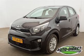 Schadeauto Kia Picanto 1.0 DPi 64.994 km Dynamicline 2020/12