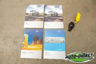 Mercedes Vito 111 CDI 9 persoons Airco picture 22