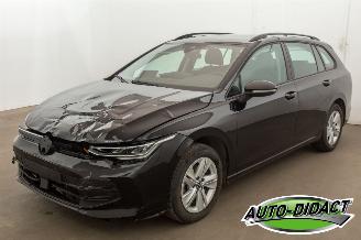 damaged passenger cars Volkswagen Golf 1.5 22.362 km Digi Dash Clima Navi Camera 2024/7