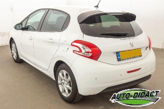 Peugeot 208 1.2 e-VTi Automaat Blue Lease picture 3