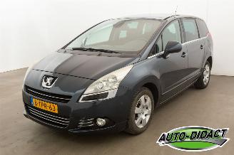Schadeauto Peugeot 5008 1.6 VTi 7p. Clima Navi Blue Lease 2014/4