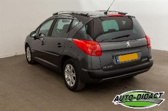 Peugeot 207 SW 1.6 VTi XS Première picture 3