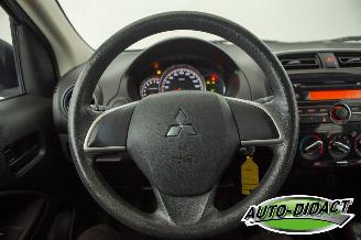 Mitsubishi Space-star 1.0 Cool+ 97.821 km Airco picture 5
