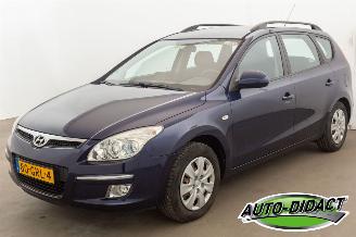 damaged passenger cars Hyundai I-30 1.6i Dynamic Airco 2008/8