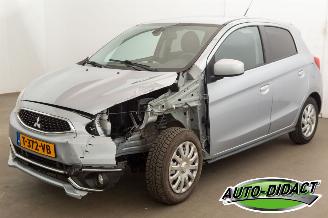 damaged passenger cars Mitsubishi Space-star 1.2 Automaat 19.622 km Airco Life 2017/6