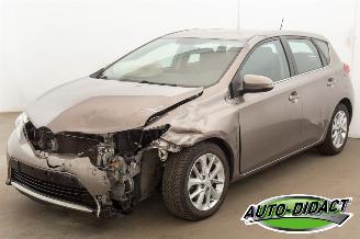 Schadeauto Toyota Auris 1.4 Airco Camera 2014/1
