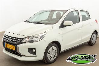 krockskadad bil auto Mitsubishi Space-star 1.0 Cool+ 101.269 km Airco 2020/11