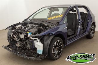 skadebil auto Volkswagen Golf 1.5 eTSI Automaat R-Line Business 2021/2