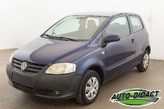 Vaurioauto  passenger cars Volkswagen Fox 1.2 2005/6