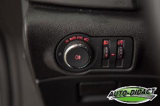 Opel Astra Sports Tourer 1.4 Edition Clima Navi picture 11