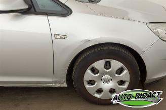 Opel Astra Sports Tourer 1.4 Edition Clima Navi picture 32