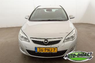 Opel Astra Sports Tourer 1.4 Edition Clima Navi picture 38