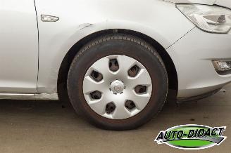 Opel Astra Sports Tourer 1.4 Edition Clima Navi picture 36