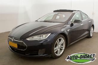 krockskadad bil auto Tesla Model S 85 Base Automaat Clima Navi Camera 2015/6
