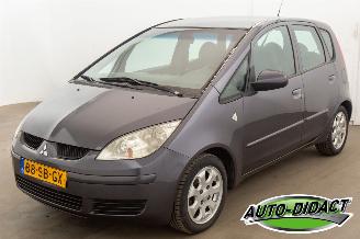 Schadeauto Mitsubishi Colt 1.3 Invite Airco 2005/11