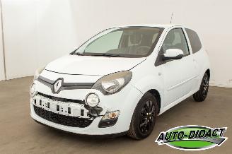 skadebil auto Renault Twingo 1.2 16V Collection Airco 2013/2