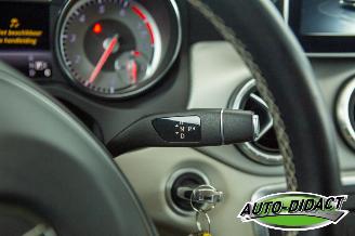 Mercedes Cla-klasse 180 Shooting Brake Automaat Navi Camera Lease Edition picture 18