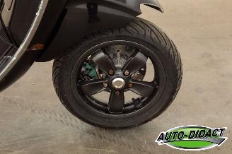 Vespa  Primavera 12.399 km picture 20