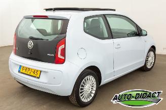 Volkswagen Up! 1.0 high up! Airco Pano BlueMotion picture 4