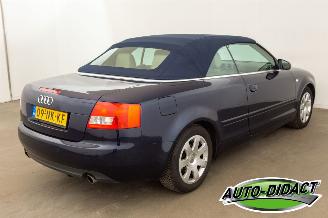 Audi A4 Cabriolet 2.4 V6 Automaat Clima picture 8