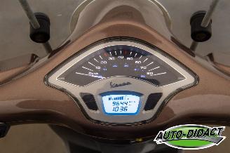 Vespa  Primavera 9644 km picture 5