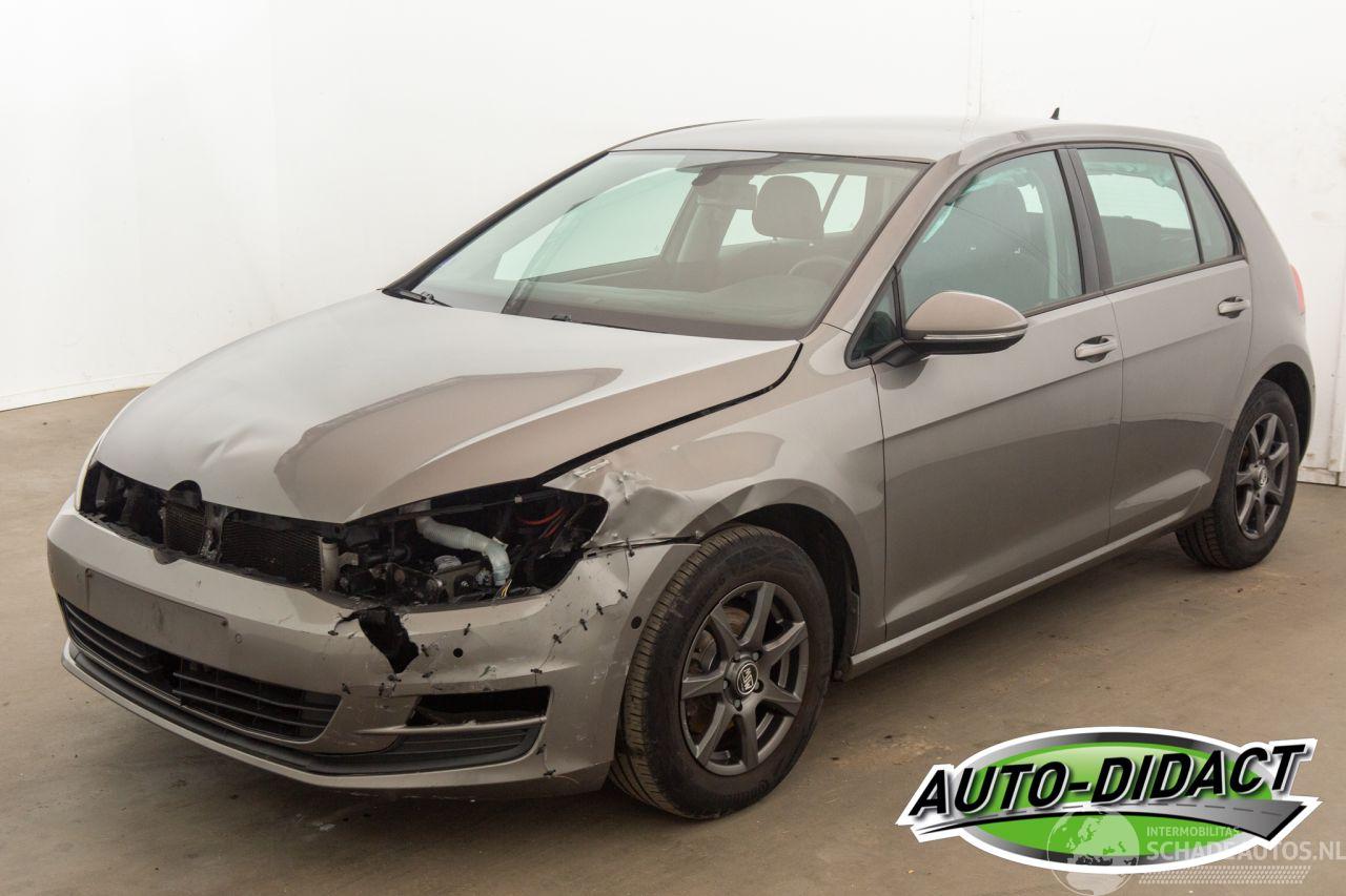Volkswagen Golf 1.2 TSI Clima Navi