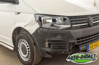 Volkswagen Transporter 2.0 TDI L2H1 Koelwagen Airco Navi picture 26