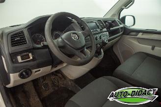 Volkswagen Transporter 2.0 TDI L2H1 Koelwagen Airco Navi picture 18
