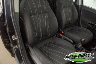 Opel Corsa 1.2-16V 111 Edition Airco 115.547 km NAP picture 20