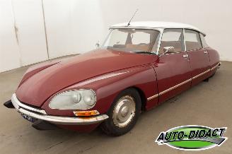 damaged passenger cars Citroën ID 19B VOOR ONDERDELEN / DEMONTAGE 1971/8