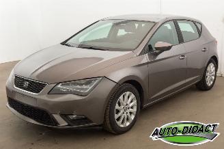 skadebil auto Seat Leon 1.6 TDI Clima Navi 2015/1