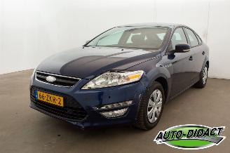 skadebil auto Ford Mondeo 1.6 TDCi Navi Clima ECOnetic Lease Trend 2013/1