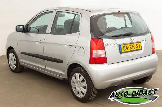 Kia Picanto 1.0 LXE Airco picture 3