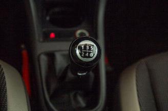 Volkswagen Up! 1.0 high up! 122.047 km Airco BlueMotion picture 8