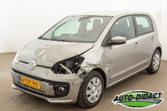 Damaged car Volkswagen Up! 1.0 high up! 122.047 km Airco BlueMotion 2014/3